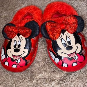 TODDLER SLIPPERS
